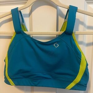Moving Comfort Jubralee Sports Bra 36D